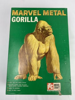 1960 ITC Model Craft Marvel Metal Gorilla Model Kit Ideal Toy Corp. 2
