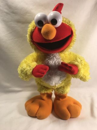 Elmo Sesame Street Chicken Dance Fisher Price Plush Singing Dancing Toy