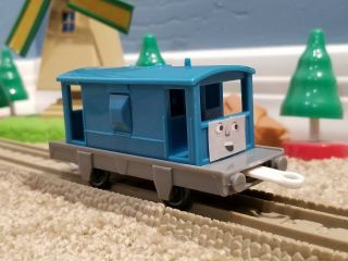 Tomy Trackmaster Thomas & Friends Custom Troublesome Brakevan Caboose Car