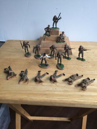 Bmc Ww2 D Day Plastic Army Men (16) British Painted Detailed 1/32 Scale