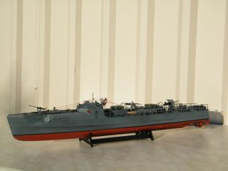 Built 1/72 Scale Plastic Model Of Ww2 German Fast Attack Torpedo Boat S - 100