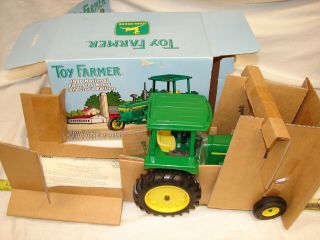 Farm Collectible Tractor 1:16 Scale John Deere 4230 Diesel Toy Farmer 1989 Show