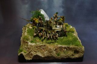 1/35 Wwii " Just Dropped " Diorama Built Us Jeep,  W/ Troops And Base