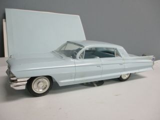 Jo Han 1962 Gm Cadillac Fleetwood 1/24scale Classic Model Car Diarama