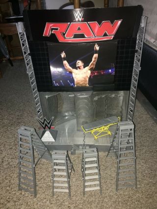 Wwe Ultimate Entrance Stage Raw/smackdown Playset W/accessories Please Read