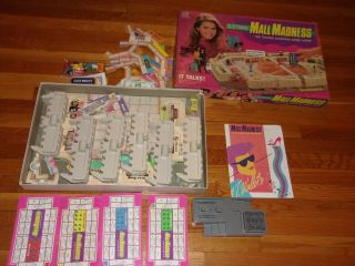 1989 Milton Bradley Electronic Mall Madness Shopping Game Complete And