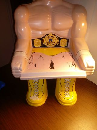 Vintage 1991 WWF Titan Sports Hulk Hogan Hulkamania Kids Swivel Chair 2