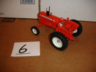 1/16 allis chalmers d 15 toy tractor 3