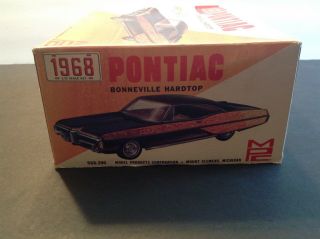 MPC 1968 PONTIAC BONNEVILLE HARDTOP MODEL KIT 1:25 SCALE KIT 968 - 200 3