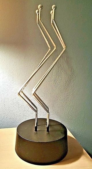 Vintage Kinetic Sculpture / Perpetual Motion Toy – Plastic Silver Rods in Motion 3