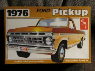1976 Ford Pickup,  1/25 Scale,  Kit Number T476 By Amt