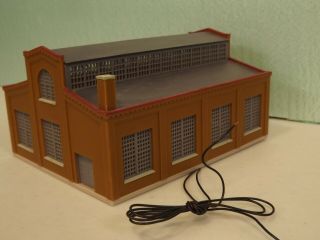 N Scale Walthers Cornerstone Factory – Built Up