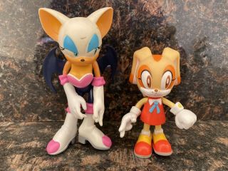 Sonic The Hedgehog Toy Island Rouge The Bat 5” & Cream.  Rare Vhtf