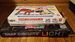 2 Elenco Electronic Snap Circuits Snap Circuts Jr.  Sc - 100 Snap Circuit Light