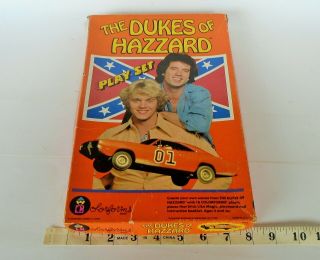 Dukes Of Hazzard Vintage 1981 Colorforms Play Set Bo & Luke 100 Complete