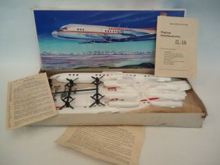 Veb Plasticart 1:100 Ilyushin Il - 18 Interflug Ddr Airplane Kit 1978/80,  Box