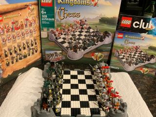 Lego Kingdoms Chess Set 853373 (100 Complete)
