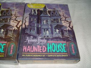 Addams Family Haunted House Glow In The Dark Model Kit