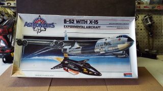 Monogram 5907 1/72 Scale Young Astronauts B - 52 W/x - 15 Aircraft Kit