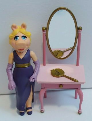 The Muppet Show 25 Years Miss Piggy Playset Figure Palisades Toys Collectible