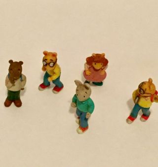 2000 Pbs Kids " Arthur " Marc Brown Cartoon Figures With 5 Characters