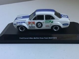 1/43 Ford Escort Allan Moffat Oran Park 1972 Custom Code3 Minichamps Base