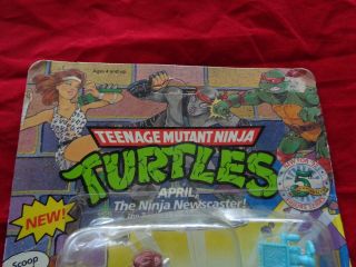 TMNT April O ' Neil The Ninja Newscaster 5th Anniversary Edition Unpunched 1992 L7 2
