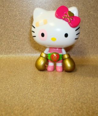 Boxer Kitty Gold Gloves (chase) Mini Figure Tokidoki X Hello Kitty Mystery