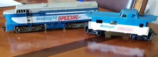 Ho Scale Tyco Midnight Special Locomotive And Caboose
