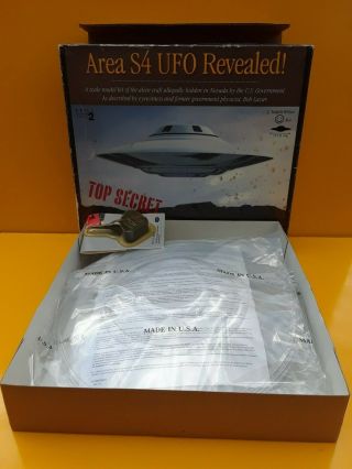 Testors Area S4 Ufo Revealed 1/48 Bob Lazar Model 576