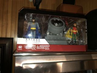 Dc Collectibles Batman & Robin With Bat - Signal From The Animated Series