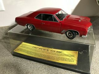 1:18 Ertl American Muscle 1967 Buick Gs 400 Red 33085 1/18 Scale Model Diecast