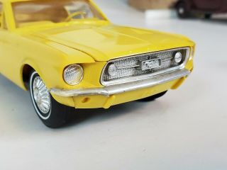 1967 Ford Mustang Fastback Yellow Dealer Promo Car AMT 2