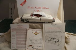 Danbury 1953 Cadillac Eldorado 1:16 Diecast Car