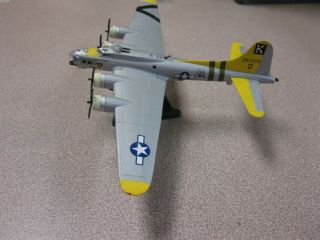 SCALE 1:155 B - 17G A BIT O LACE Aircraft ON STAND 6 INCHES LONG 8 INCHES WIDE 2