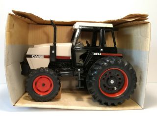 Ertl Case 3294 Tractor With Front Wheel Assist 1/16 Scale Diecast 266