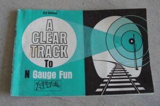 Vintage 1975 N Scale Atlas Booklet - A Clear Track To N Gauge Fun
