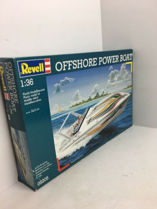 Revell Offshore Power Boat 05205 1:36 A54