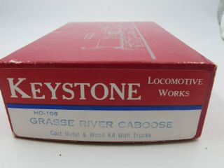 Keystone Locomotive Ho Scale Grasse River Caboose Kit Ho - 106 With Trucks