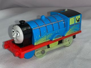 Thomas & Friends Trackmaster Motorized Glow In The Dark Edward Engine :)