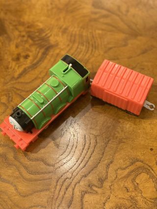 Thomas & Friends Trackmaster - Henry with tender 3