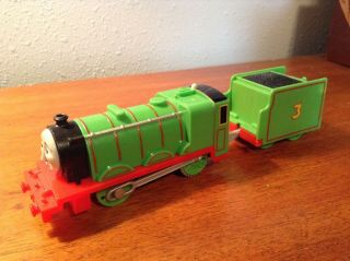 Henry Train With Tender Thomas & Friends Trackmaster Gullane 2013 Mattel