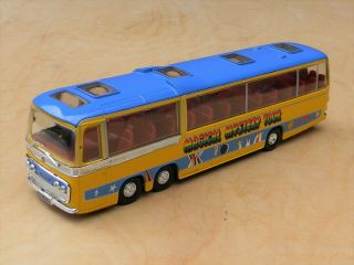 Corgi 35302 Bedford Val Bus Beatles Magical Mystery Tour Mib 1:50
