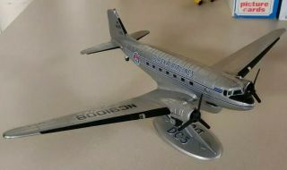 Ertl Alaska Airlines Die - Cast Dc - 3 Model Airplane With Stand