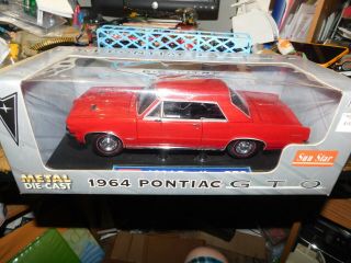 Sun Star 1964 Pontiac Gto 1:18 Scale Die Cast Metal Red 1820