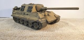 Built 1/35 Jagdtiger Hunting Tiger German Panzer Ww 2 Tank Professionally Built