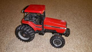 Ertl 1:16 Case International Tractor 7130 Limited Edition 1987 Mfd Magnum Denver