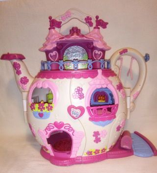 My Little Pony Ponyville Teapot Palace