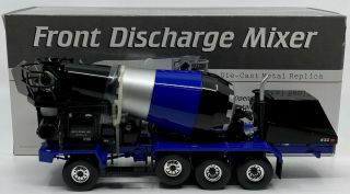 First Gear 19 - 0032 1:34 Oshkosh Front Discharge Cement Truck Ex/box