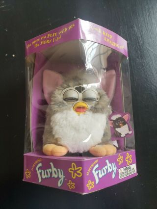 Vintage 1998 Tiger Electronic Furby Grey With Pink Ears Yellow Feet